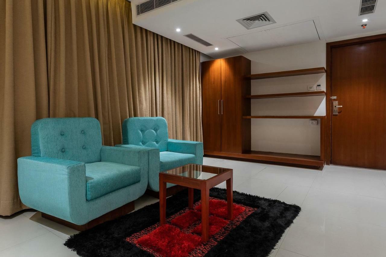 The Chandra Leela Hotel